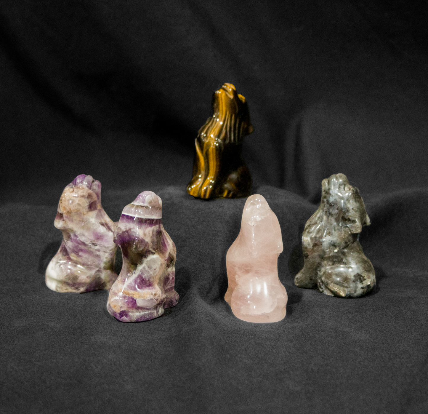 Medium Wolf Carving