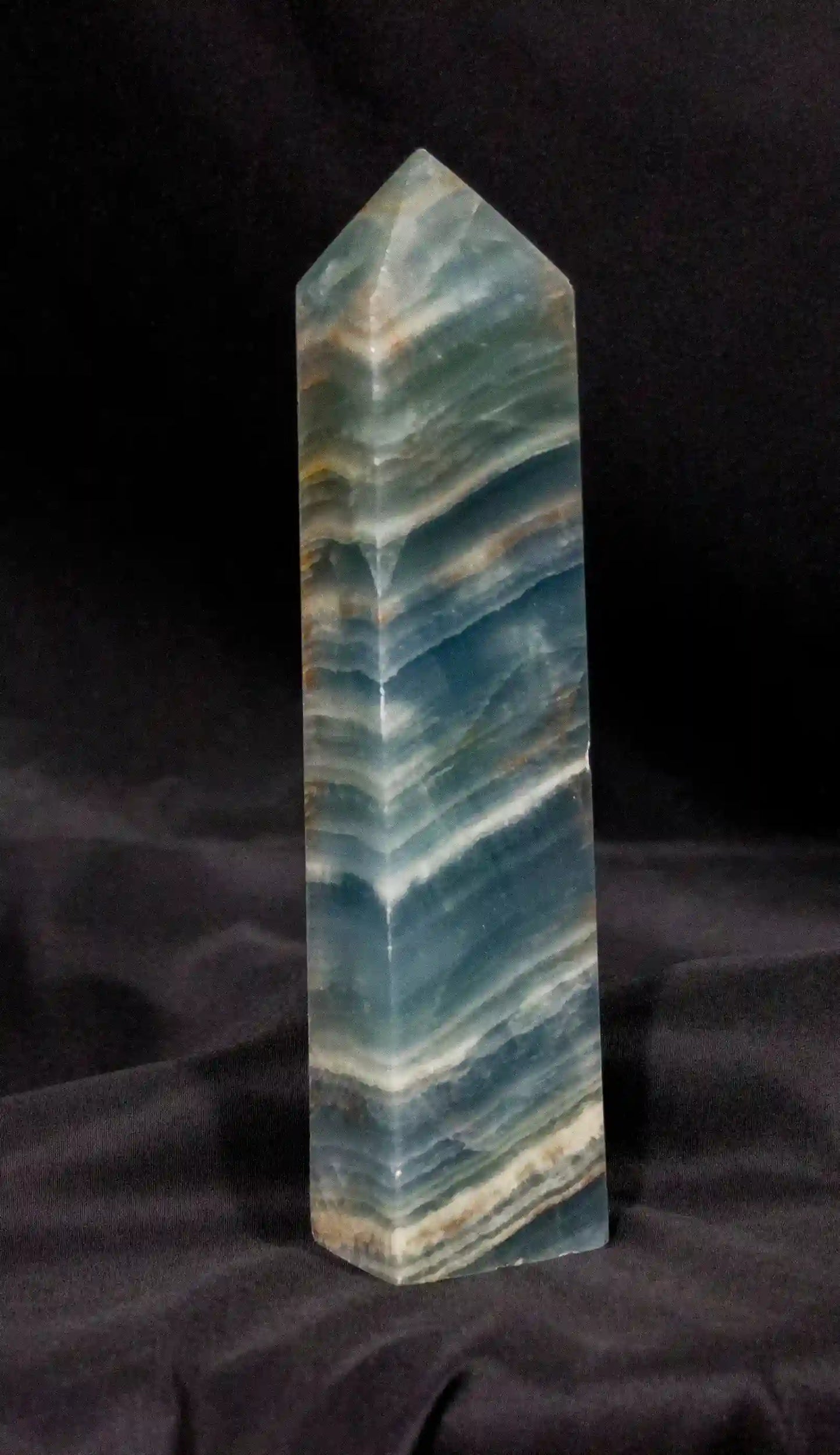 Lemurian Aquatine Calcite Tower