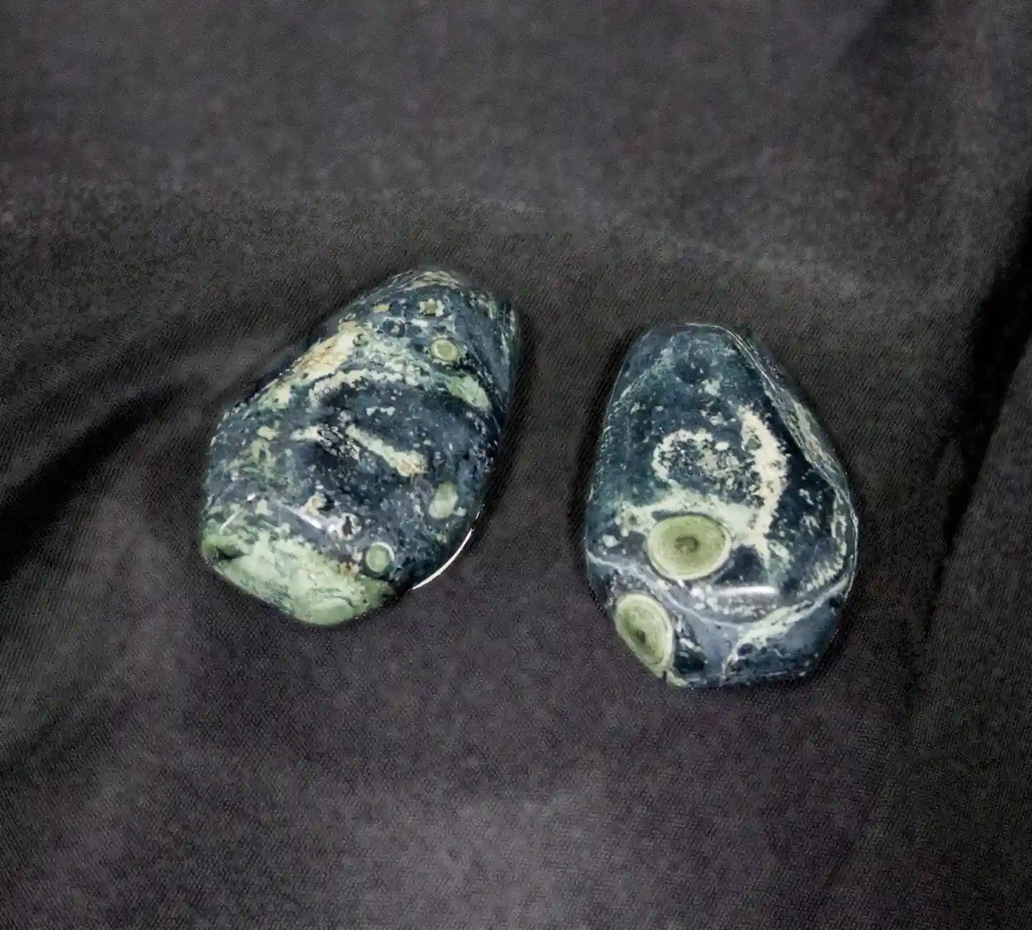 Kombaba Jasper Coffin