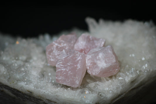 Raw Rose Quartz Tumble